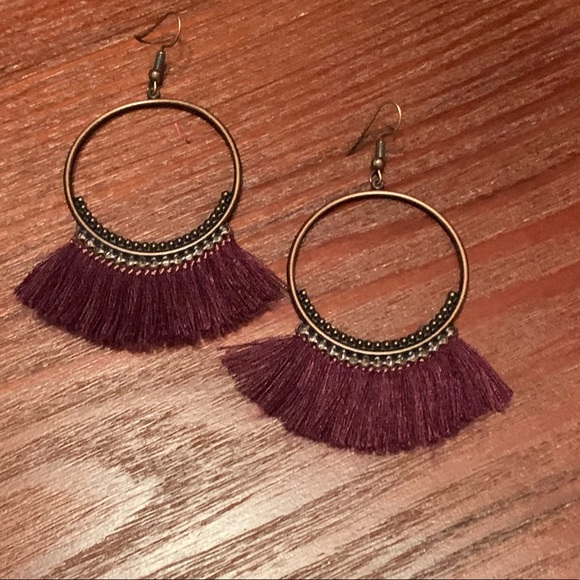 NEW Purple Tassel Earrings - Picture 4 of 6
